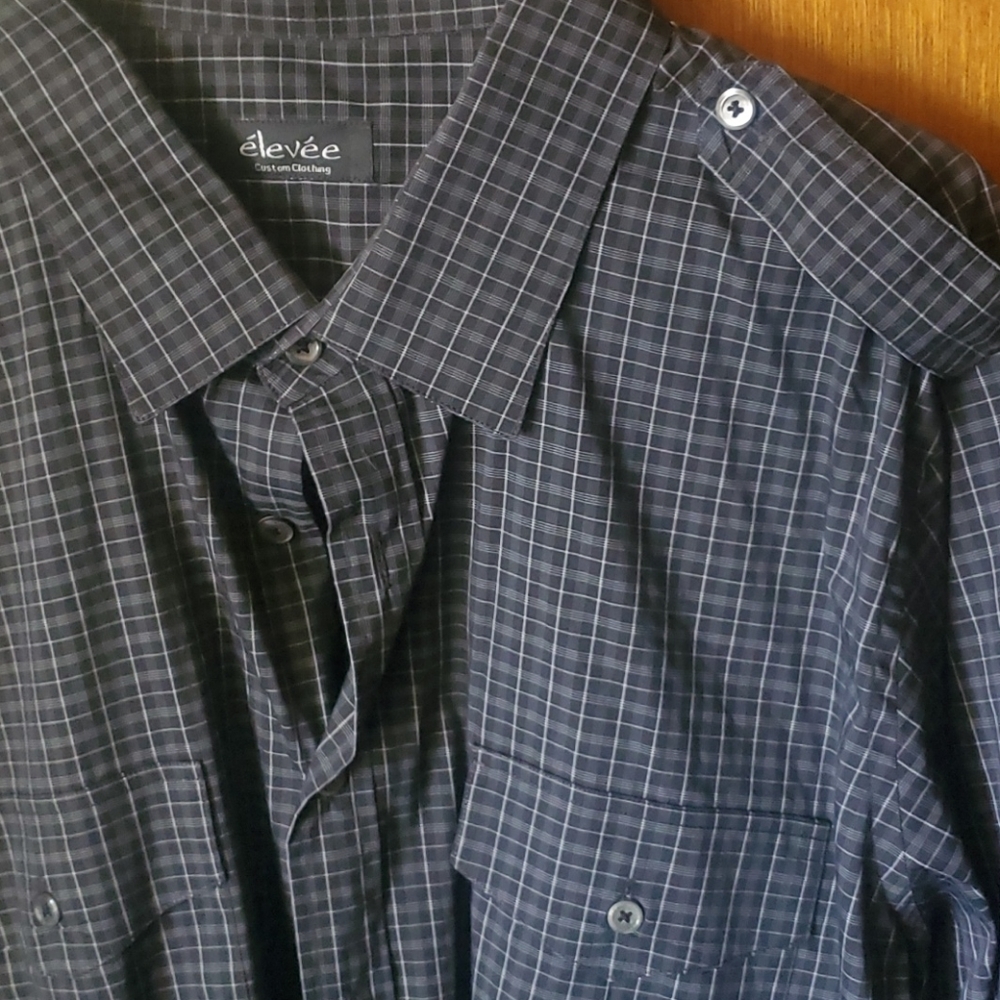 Button up long sleeve dress shirt